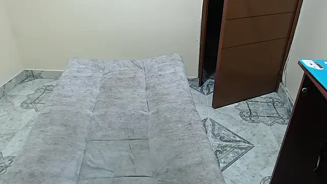 antara_hotgirl webcam