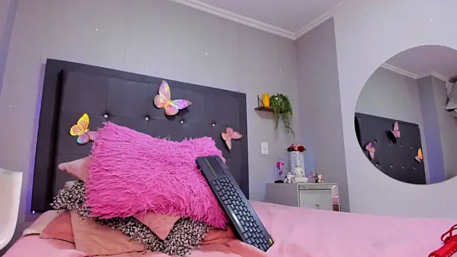 emma_lye webcam