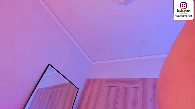 ariyastar webcam