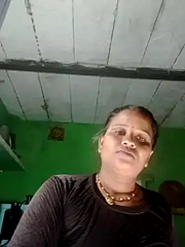 Shivani09900 webcam