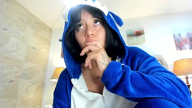 Luna_black19 webcam
