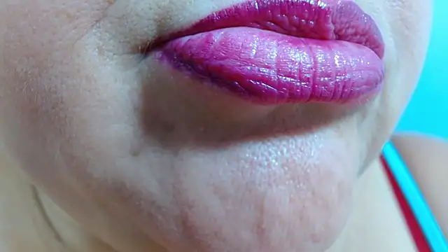 Kerly_Doll webcam