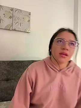 KallyMyller1 webcam