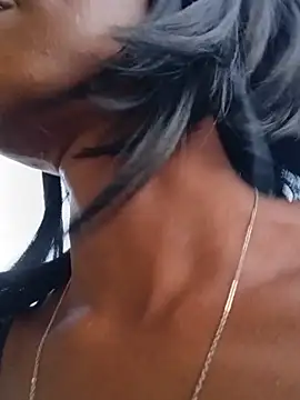 Jasmine_FullsShine webcam