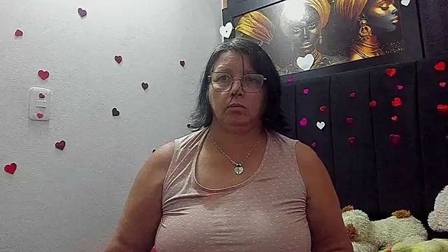 Evaaross_2345 webcam