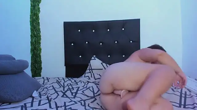 claranastys webcam