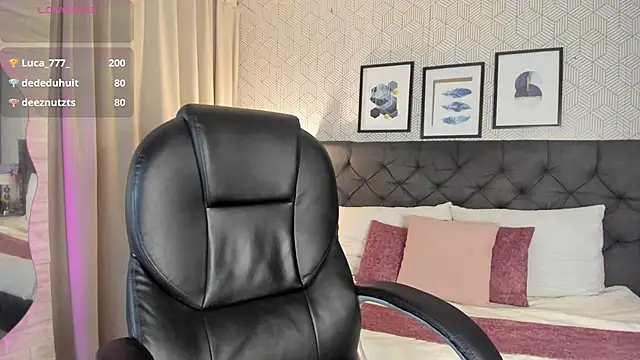 sophie__blare webcam