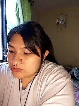 LauraHorny69 webcam
