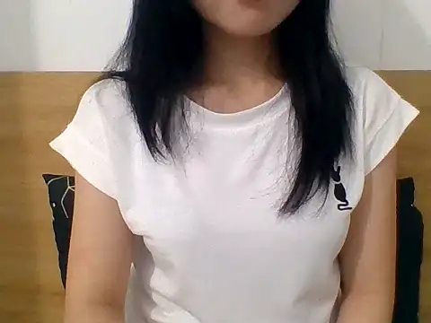 kiraa-007 webcam