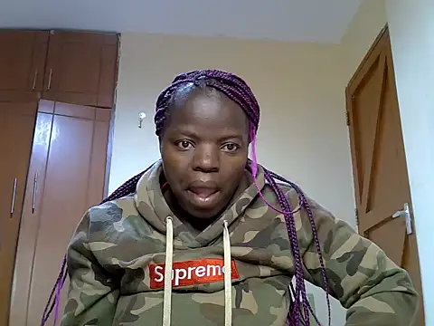 Sexy-xoloe22 webcam