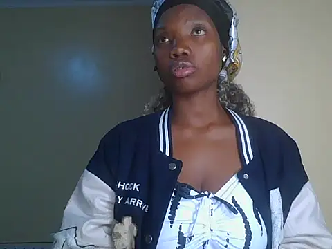 mariana_150 - Mariana_150's free webcam - UK Sex Cams