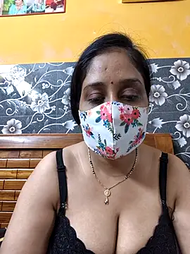 Garimaa_Cherry webcam