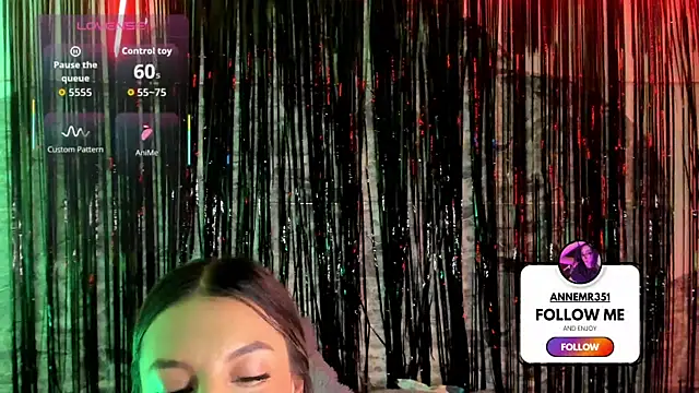 MaryAnneeXOO webcam