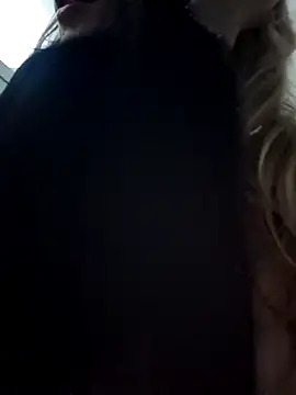 CelynaRoss webcam