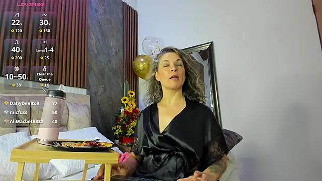 linda_cabal webcam
