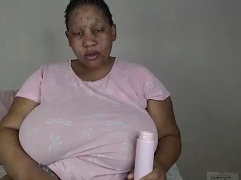 PIXIEBITCHXXX26 webcam