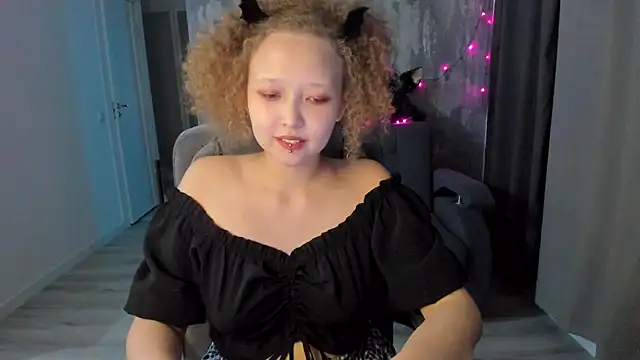 Senya_Sol webcam