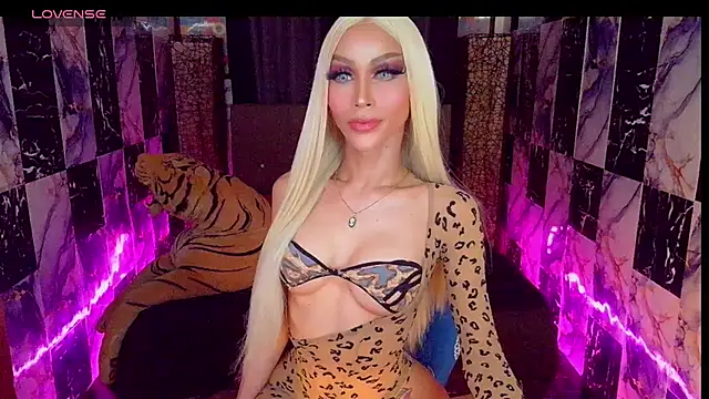 SeductiveSamanthaTS webcam