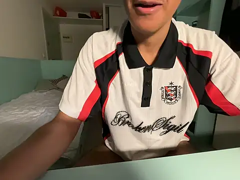 Rebeu_77