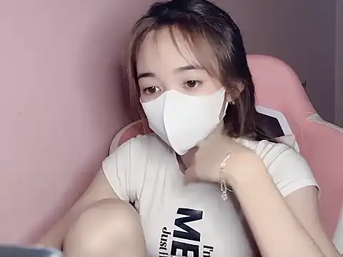 Alee8668 webcam