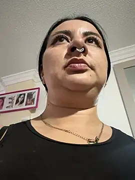 Abril_Luv webcam