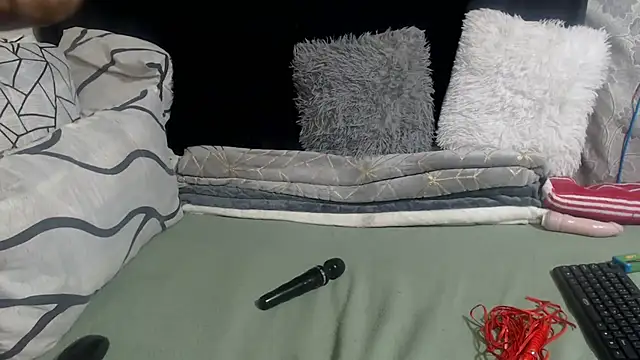 CyanBitch webcam