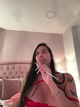 Wetaette - Trans webcam sex chat