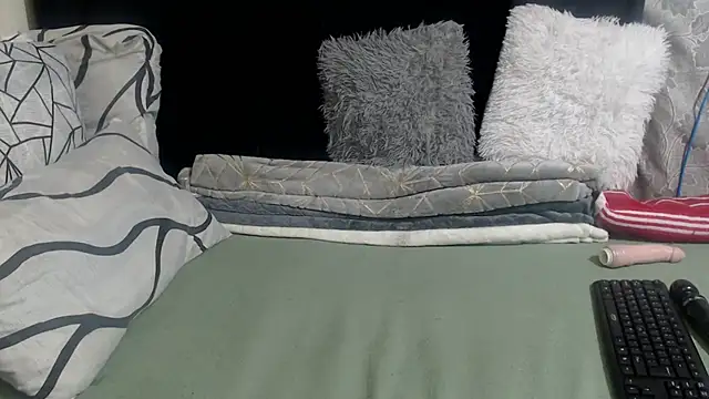 CyanBitch webcam