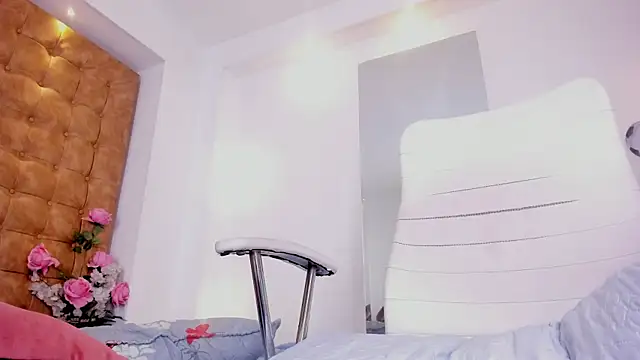violet_giraldo webcam