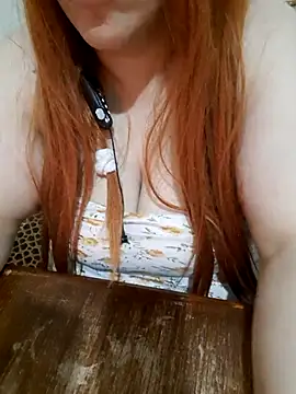 Madam_bezzzoul webcam