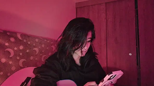 Lunapage_ webcam