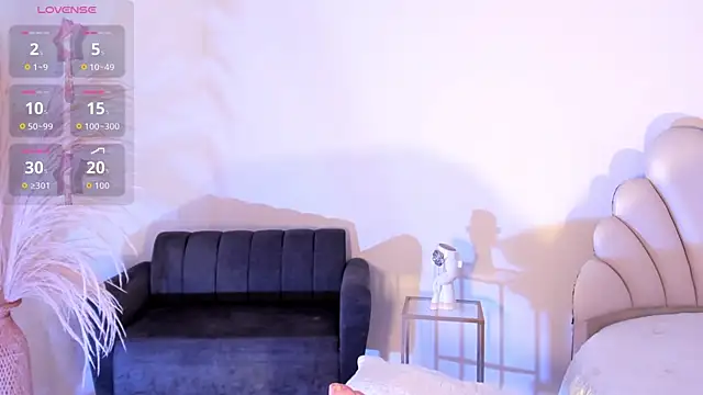 SelenaRogers live cam on StripChat