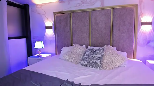 LolaGray__ webcam