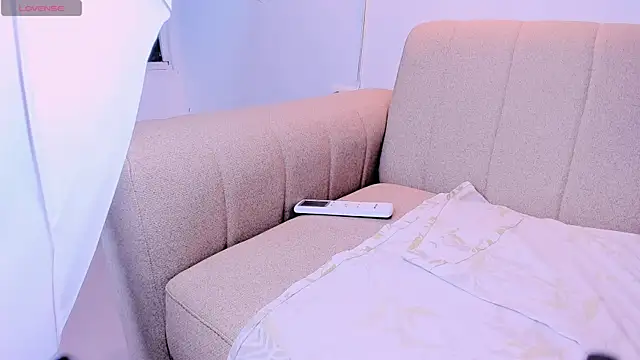 nyx_velvet webcam
