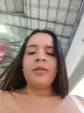 Julieth_hot-69 webcam