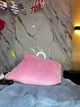 Tinakitten webcam