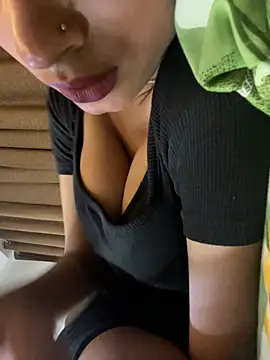 Ally_00 webcam