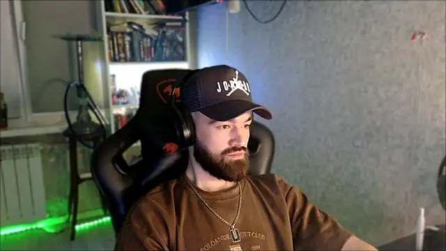 _Serious_Man webcam