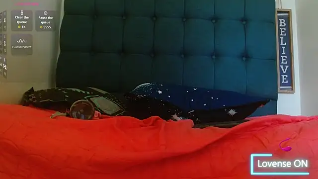 Lola_wish1 webcam
