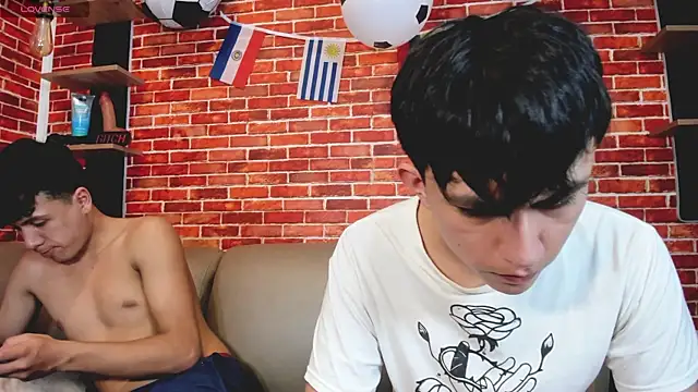 Hoot_boyss_ webcam