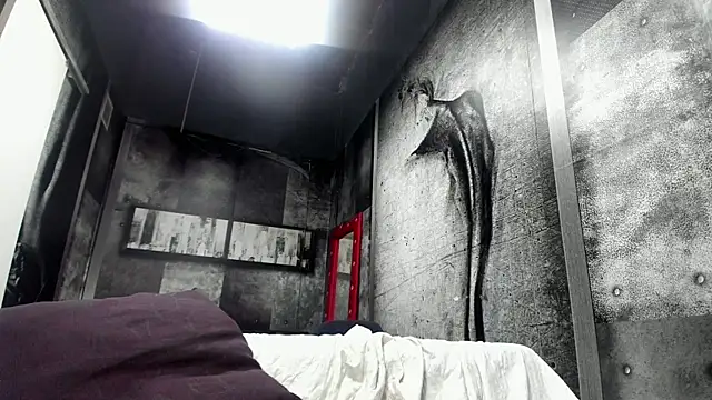 Gury_tattoo webcam