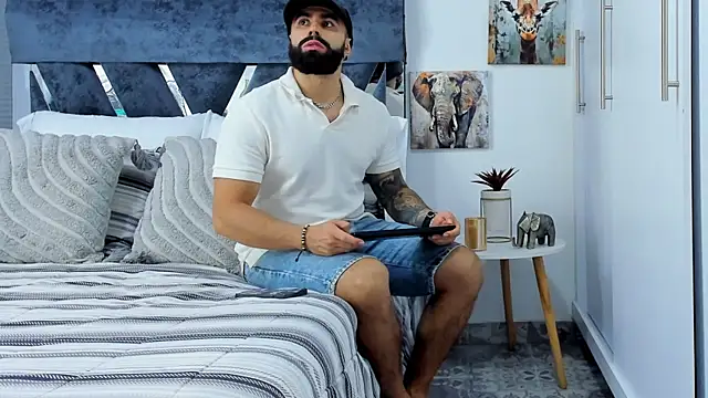 Zack_Froone live cam on StripChat
