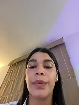 Dary_19 webcam