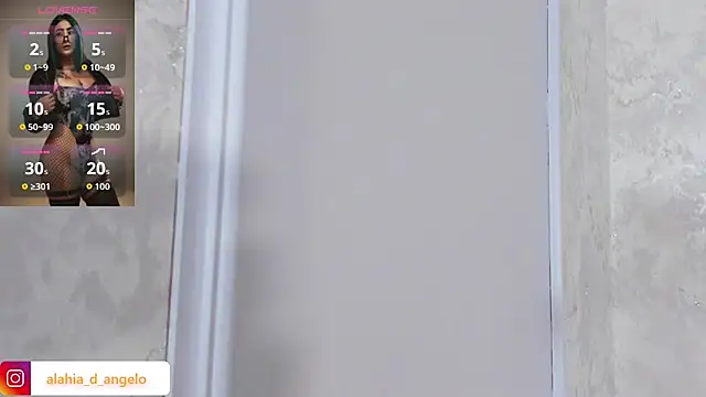 Alahia_Dangelo webcam