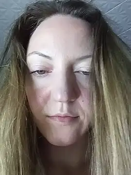 KattyLuuu webcam