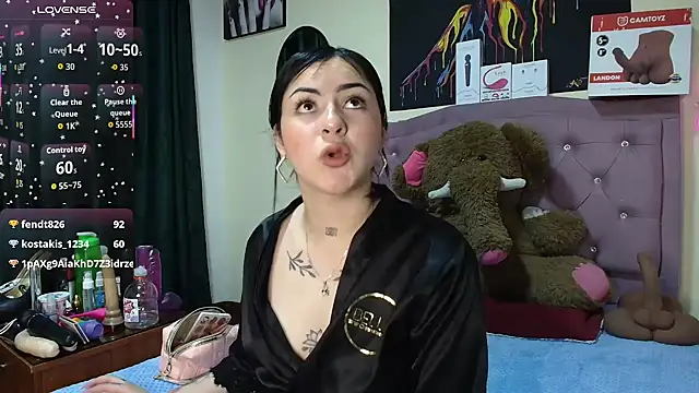 Emmie_Hot webcam