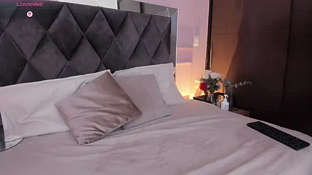 Evelyn__16 webcam