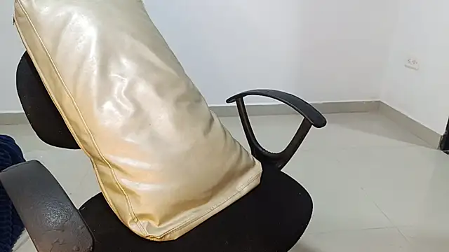pecsblack888 webcam