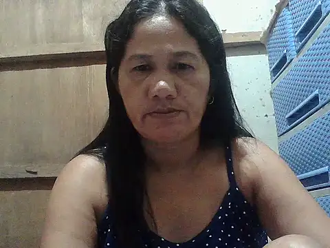 hotmama_063 webcam