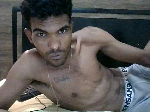Ryan_chocolate_horny webcam